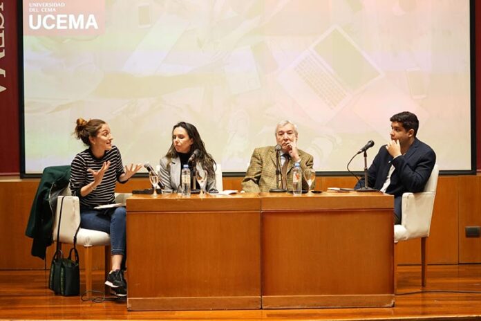 Foro internacional "El avance de las autocracias y su influencia en América Latina"